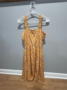 🌼 Yellow Floral Midi Dress – Never Worn – Size Large 🌼